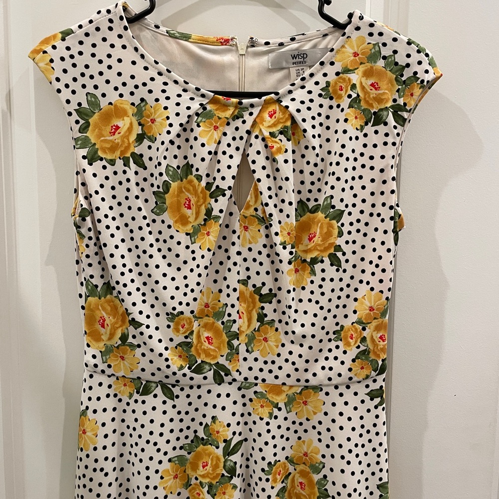 Wisp petite flowy white dress with yellow flowers and black polka dots. Size 2P.